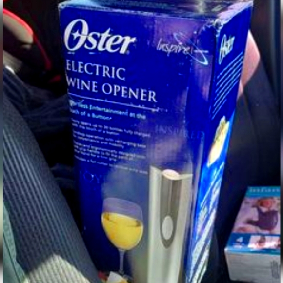 Electric wine opener